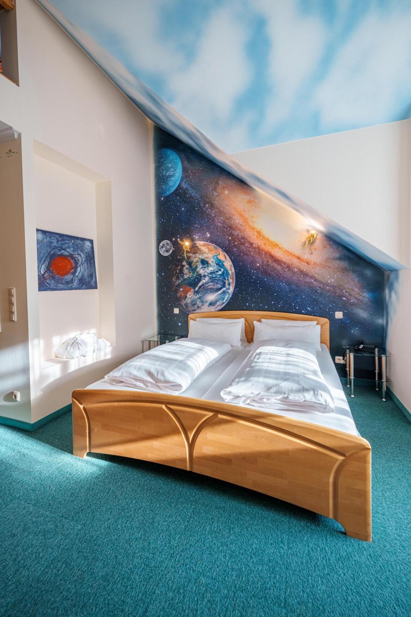 Koenig Ludwig Design Hotel Neu Zimmer Mit Sauna Oder Whirlpool Oder Mehr Альтеттінґ Екстер'єр фото